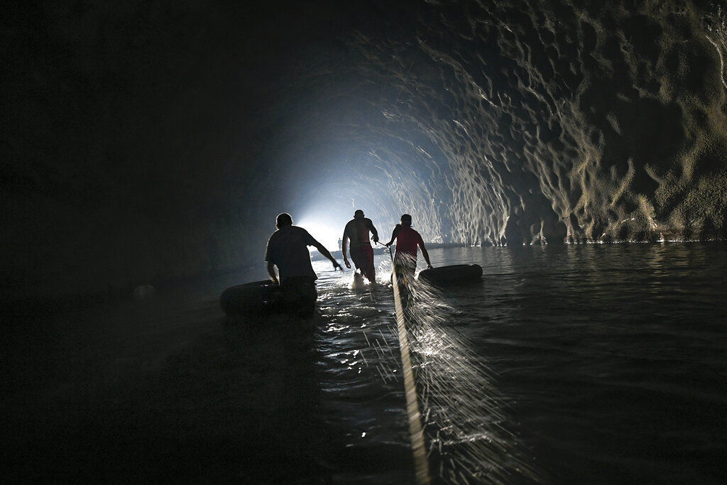 APTOPIX Venezuela Scarce Water